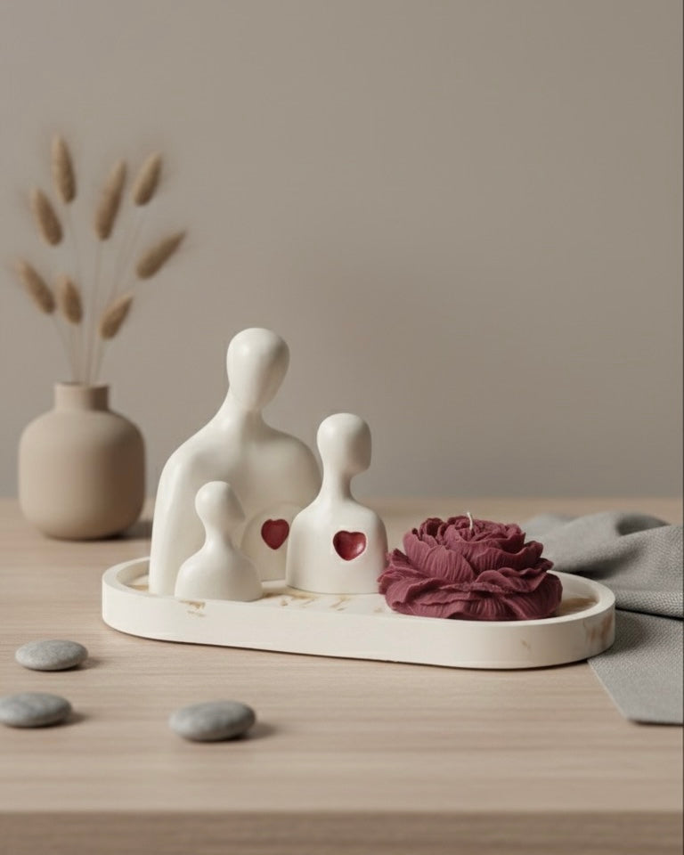 Керамичен декор "Семейство" с божур от соев восък