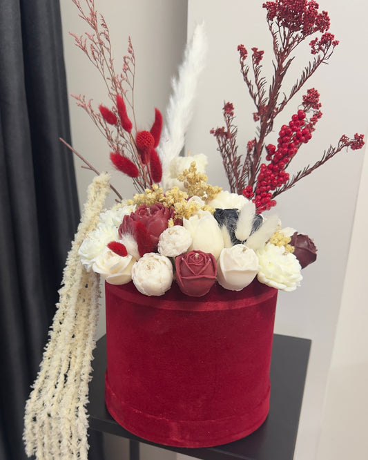 Букет от свещи в кадифена кутия - Бордо