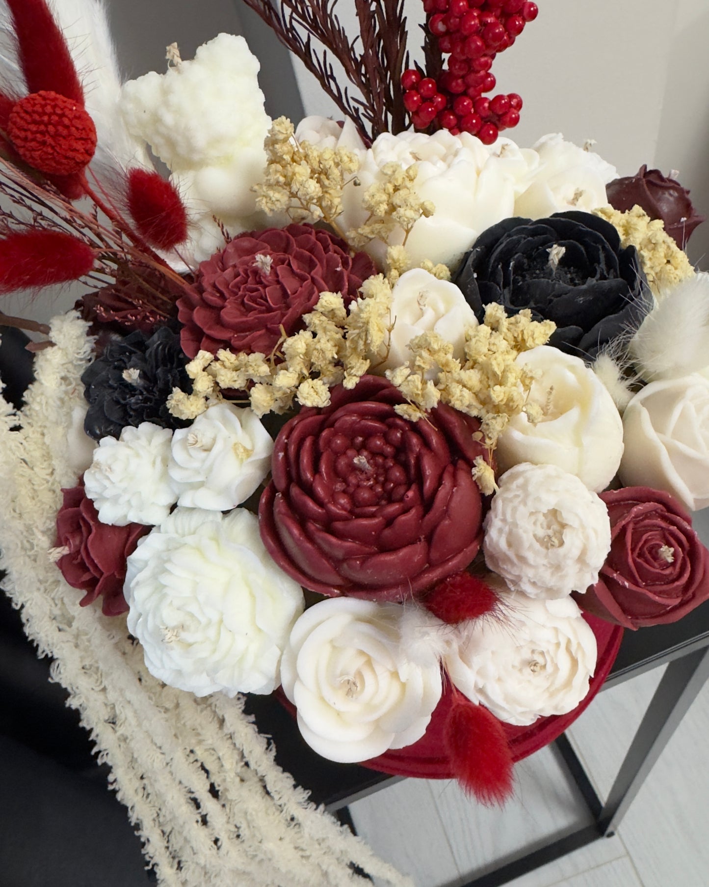 Букет от свещи в кадифена кутия - Бордо